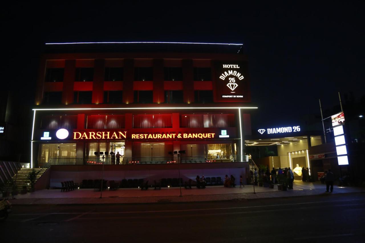 Hotel Diamond 26 Сурат Екстер'єр фото