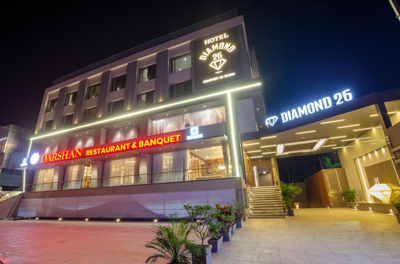 Hotel Diamond 26 Сурат Екстер'єр фото
