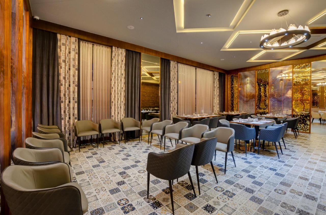 Hotel Diamond 26 Сурат Екстер'єр фото